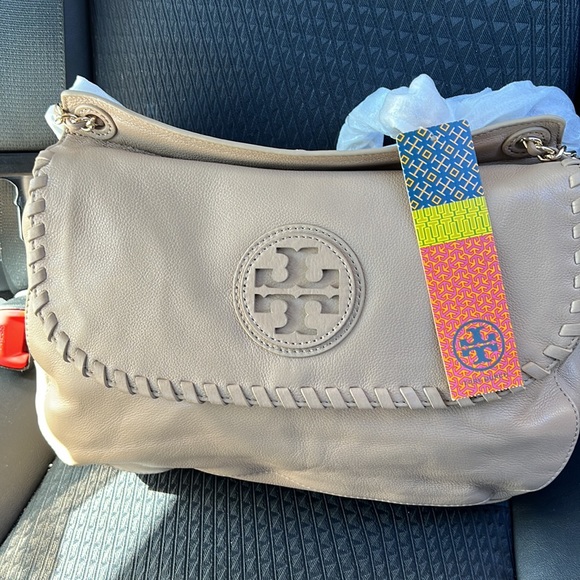 Tory Burch Marion Saddle Bag in Camel - Picture 2 of 2